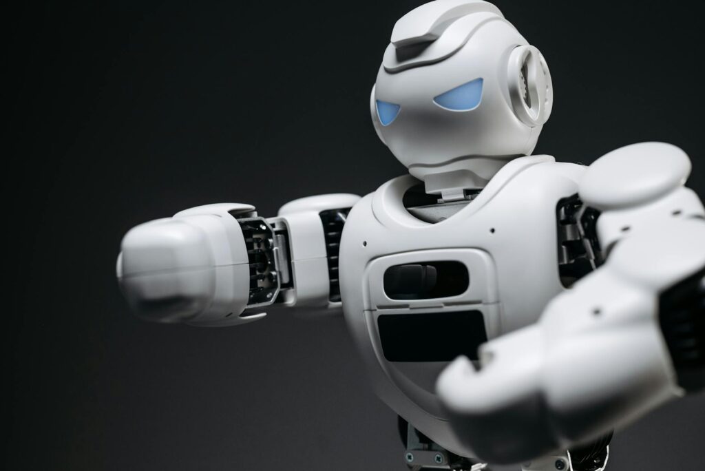Hazır Chatbot Platformu mu Özel Bot mu