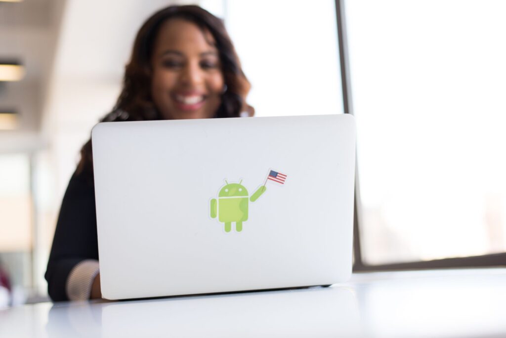 Yapay Zeka Chatbot Yatırım Getirisi (ROI) Nasıl Hesaplanır?