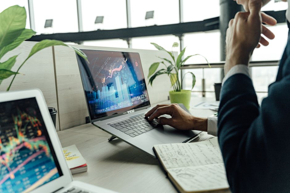 Chatbot Fiyatlandırma Modelleri: Aylık mı Kullanım Bazlı mı?